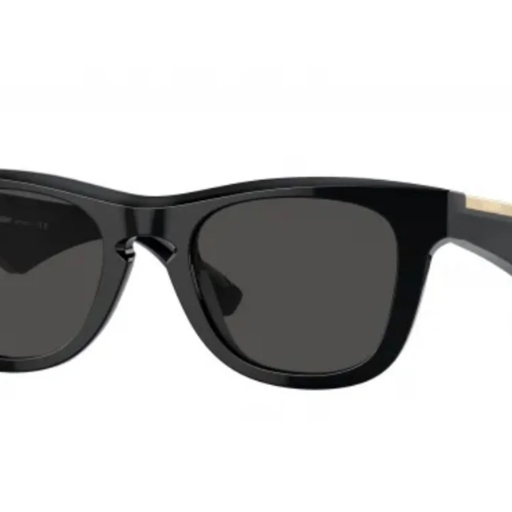 $403 Burberry Mens Unisex B 4426 Black Sunglasses Recent Style / Womens - Picture 2 of 14